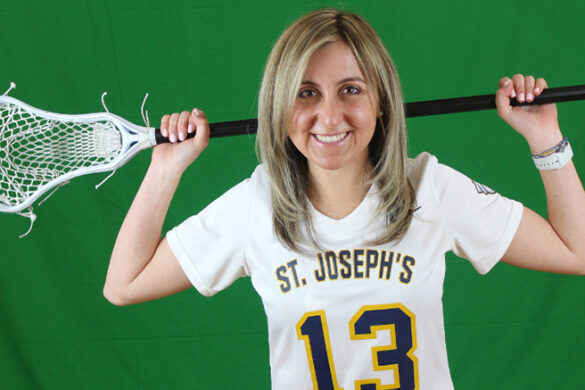 Alexandra Ehrhart ’22, an SJC Long Island golden eagle.