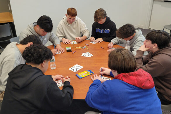 Students Participate in Service Projects as Part of First Year Experience