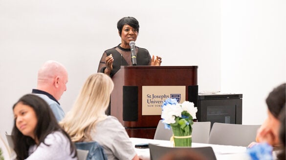 MSW4 Assistant Teaching Professor LaQuetta Solomon, DSW, LCSW